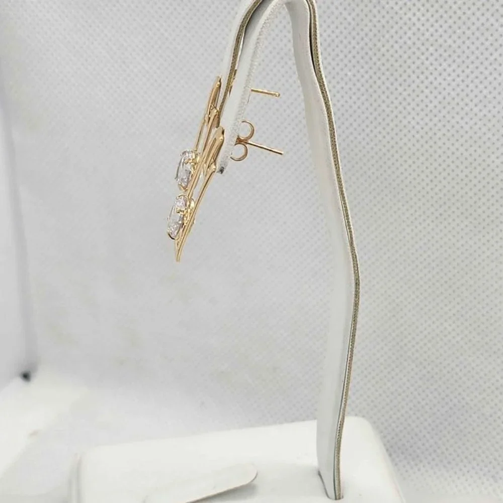 Brand New   Brazilian 18k Gold Filled Earrings with Round Gem - Picture 3 of 4